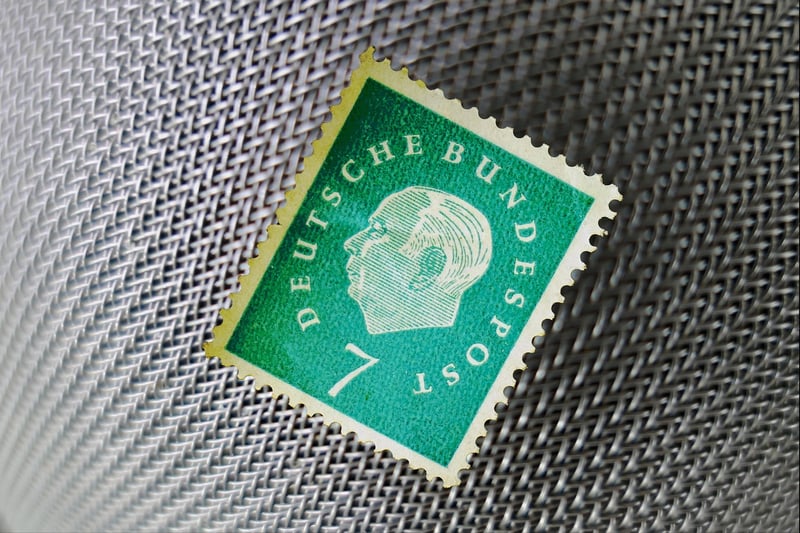 Découvrez combien de timbres pour 100g en 2026 : simplifiez vos envois postaux