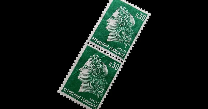 Comparaison avec les autres timbres : où se situe la Lettre verte ?